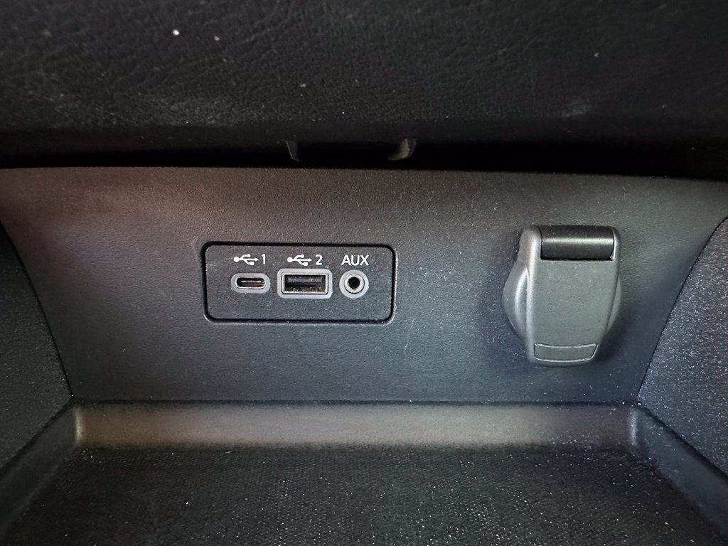 Used 2025 Nissan Altima 2.5 SV AWD/4WD image 21