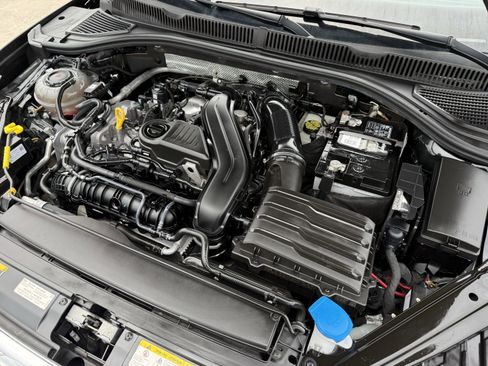 Used 2024 Volkswagen Jetta SE image 35