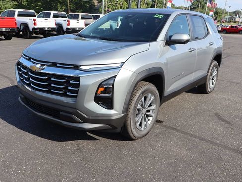 New 2027 Chevrolet Equinox LT w/ Safety and Technology Package AWD/4WD image 25