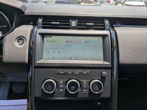 Used 2019 Land Rover Discovery SE AWD/4WD image 23