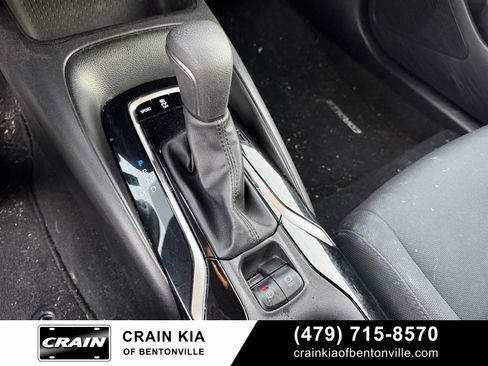 Used 2022 Toyota Corolla SE w/ Carpet Mat Package (TMS) image 19