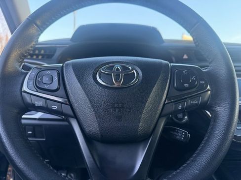 Used 2018 Toyota Avalon XLE Premium w/ All Weather Liner Package image 17