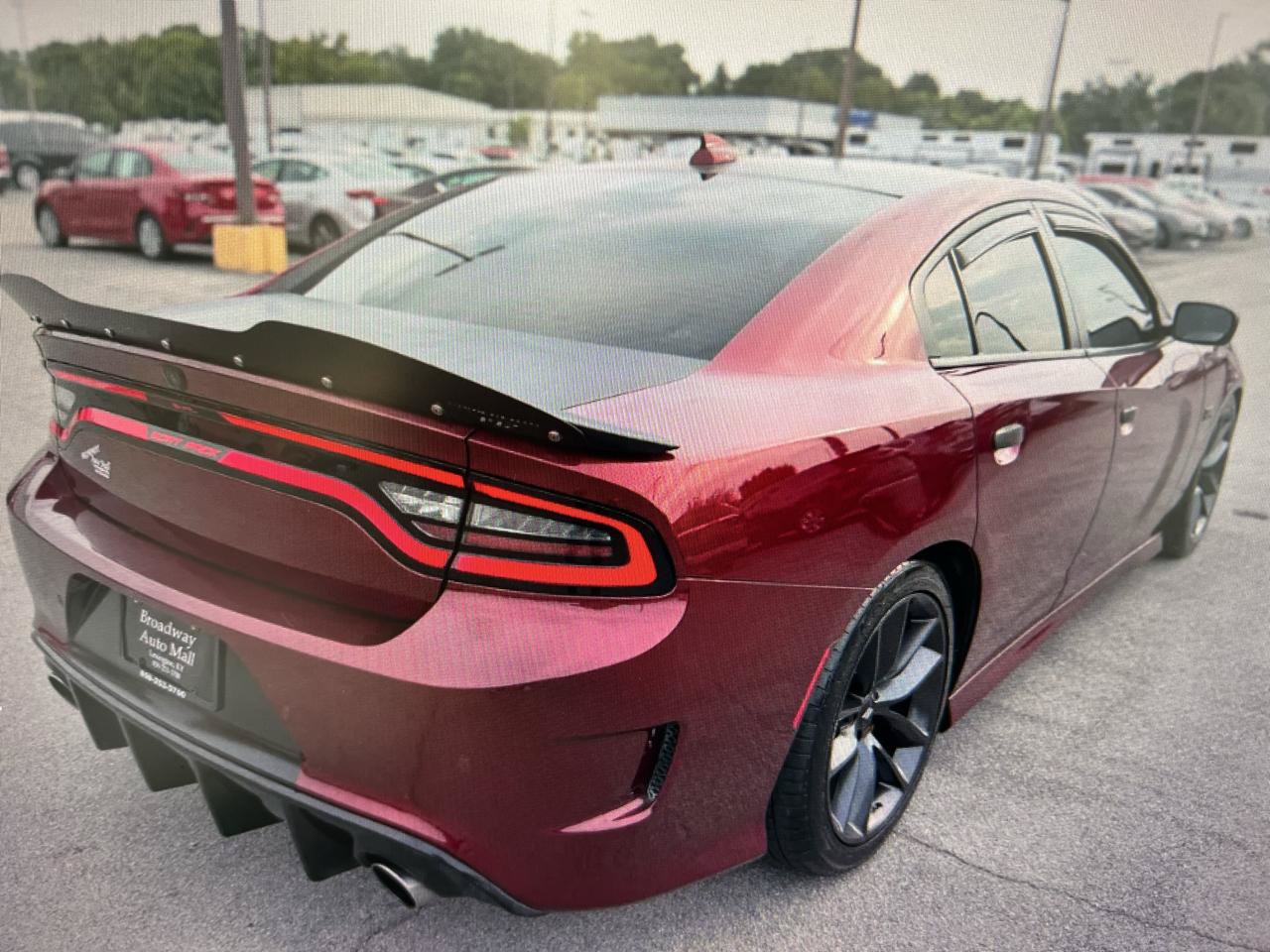 Used 2019 Dodge Charger Scat Pack RWD image 5