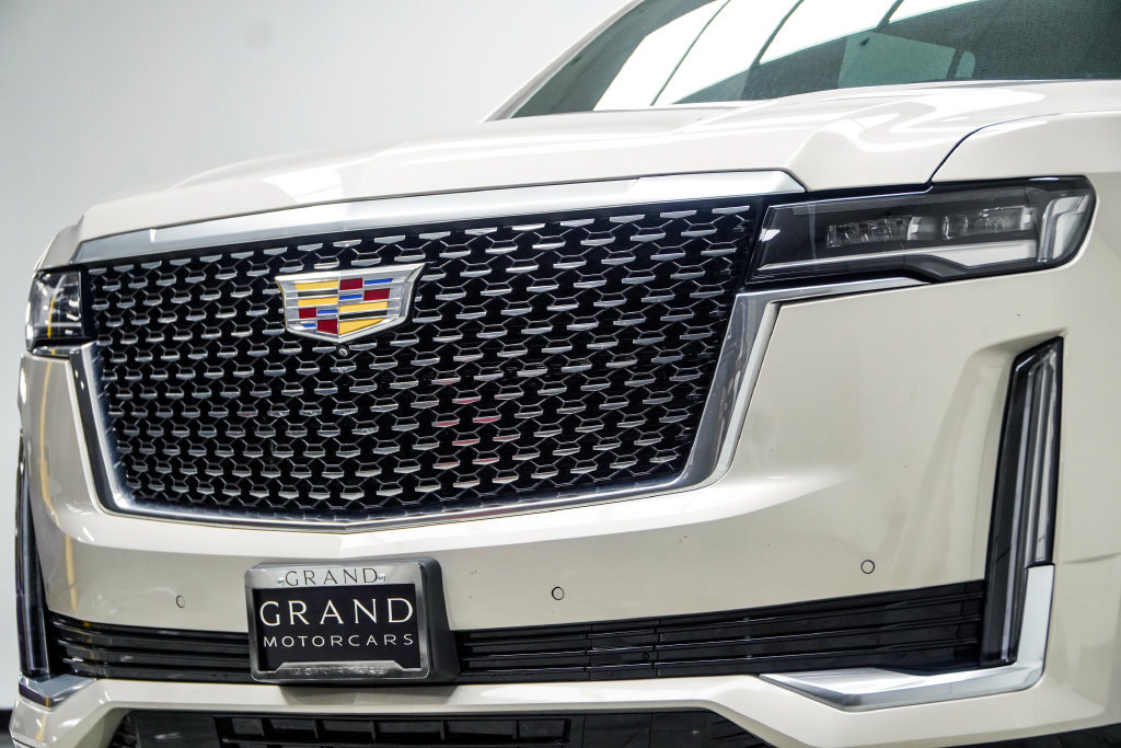 Used 2023 Cadillac Escalade ESV Premium Luxury w/ Touring Package AWD/4WD image 2