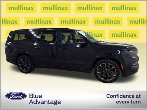 Used 2024 Jeep Grand Wagoneer L Series II w/ Quick Order Packagew 28T AWD/4WD image 2