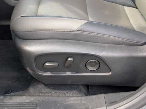 Certified 2025 Chevrolet Equinox LT w/ Convenience Package II AWD/4WD image 11