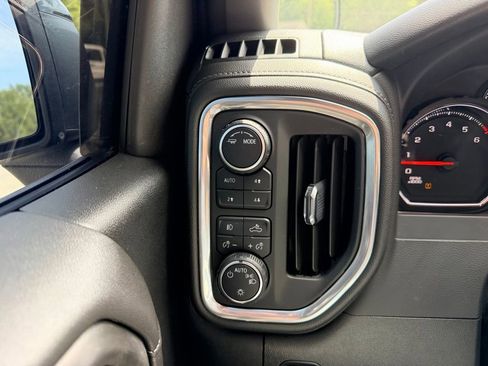 Used 2021 Chevrolet Silverado 1500 LT Trail Boss w/ Bed Protection Package AWD/4WD image 23