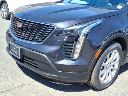 Certified 2023 Cadillac XT4 Luxury w/ Cold Weather Package AWD/4WD image 7