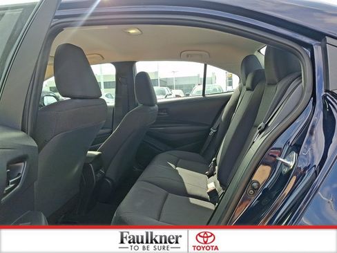 Certified 2025 Toyota Corolla LE FWD image 10