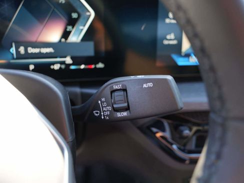 New 2026 BMW 330i Sedan w/ Convenience Package image 27