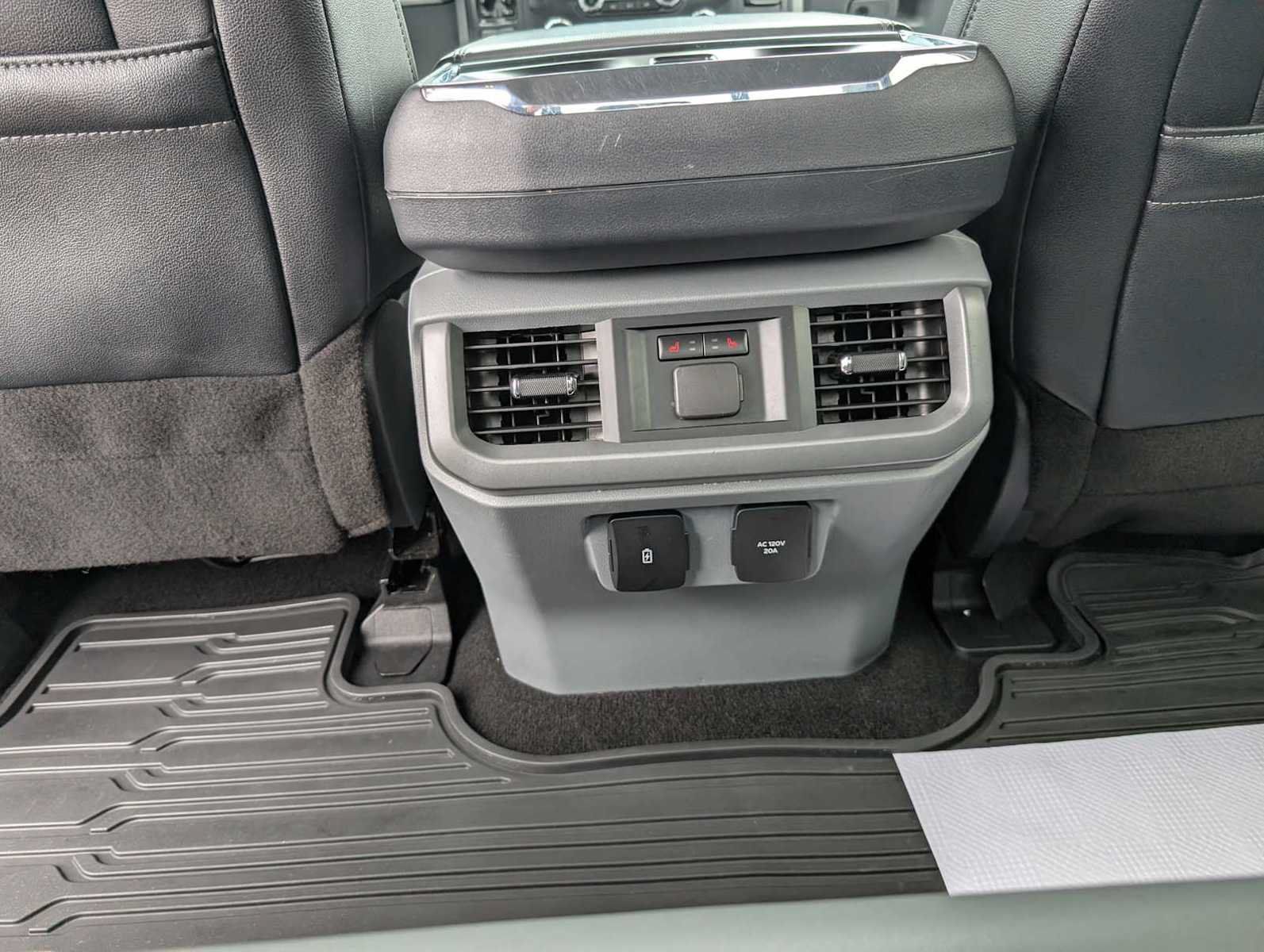 Used 2022 Ford F150 Lariat w/ Equipment Group 502A High AWD/4WD image 21