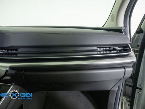 Used 2026 Kia Carnival SX Prestige FWD image 43