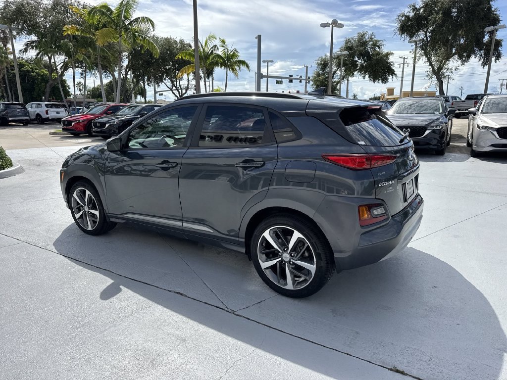Used 2021 Hyundai Kona Limited w/ Cargo Package FWD image 12