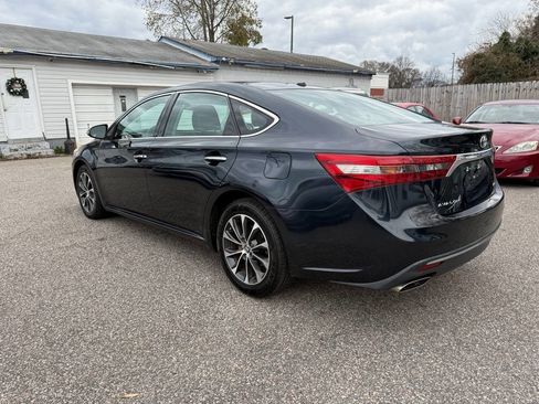 Used 2016 Toyota Avalon XLE image 8