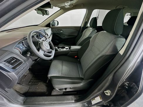 Used 2023 Nissan Rogue SV image 13