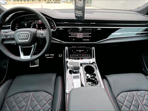 New 2026 Audi SQ8 Prestige image 5