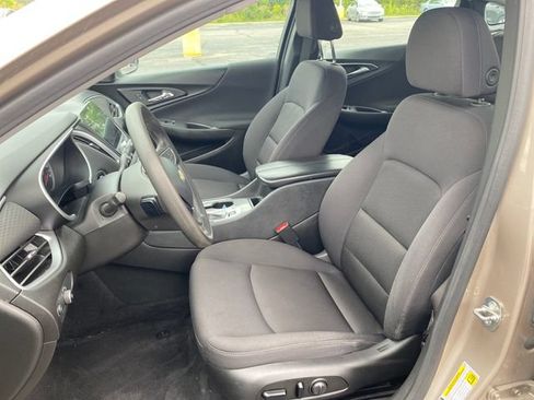 Certified 2023 Chevrolet Malibu LT FWD image 15