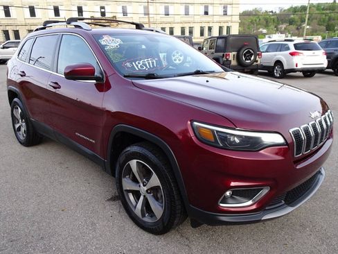 Used 2020 Jeep Cherokee Limited AWD/4WD image 4