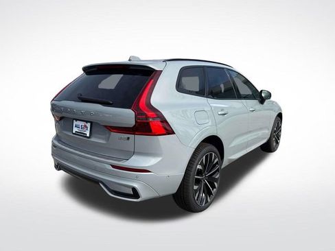 New 2026 Volvo XC60 B5 Ultra w/ Protection Package Premier image 9