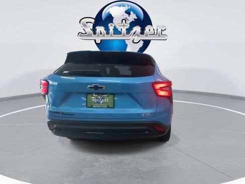 Used 2025 Chevrolet Trax RS w/ Driver Confidence Package image 8
