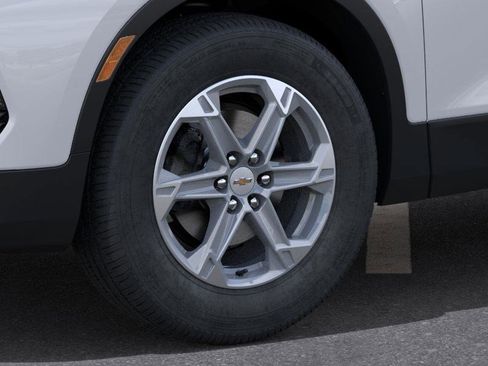 New 2026 Chevrolet Blazer LT w/ Convenience Package FWD image 9
