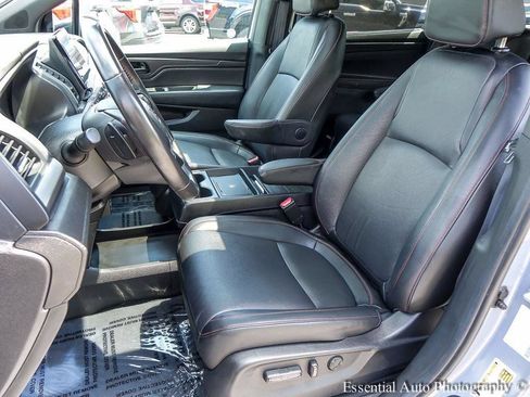 Used 2025 Honda Odyssey Sport-L image 9