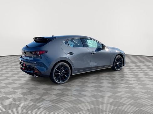 New 2026 MAZDA MAZDA3 Hatchback w/Premium Plus Pkg image 11