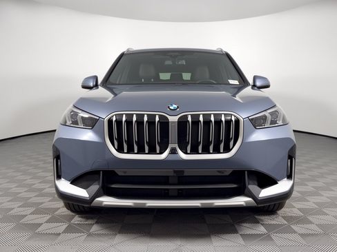 Used 2025 BMW X1 xDrive28i AWD/4WD image 6