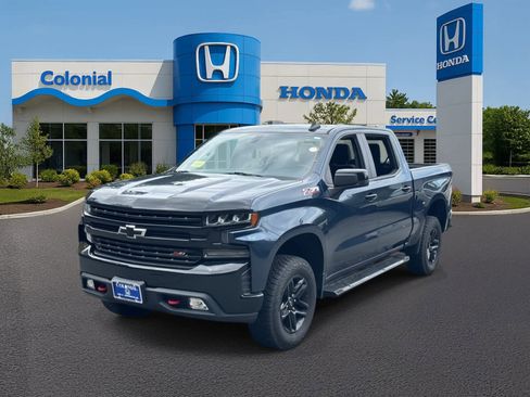 Used 2020 Chevrolet Silverado 1500 LT Trail Boss w/ Convenience Package image 1