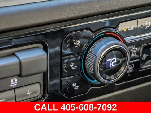 Used 2025 Chevrolet Silverado 3500 LTZ w/ LTZ Convenience Package AWD/4WD image 35