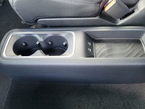 New 2026 Nissan Armada SL w/ Captain's Chari Seat Package image 30