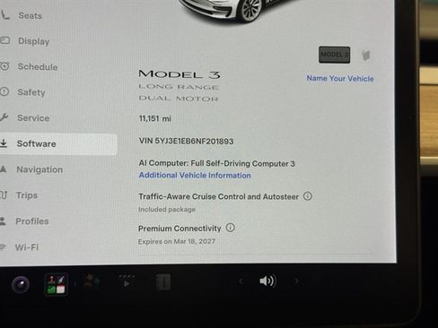 Used 2022 Tesla Model 3 Long Range AWD/4WD image 25