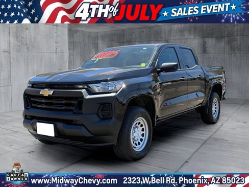 Used 2023 Chevrolet Colorado W/T RWD image 1