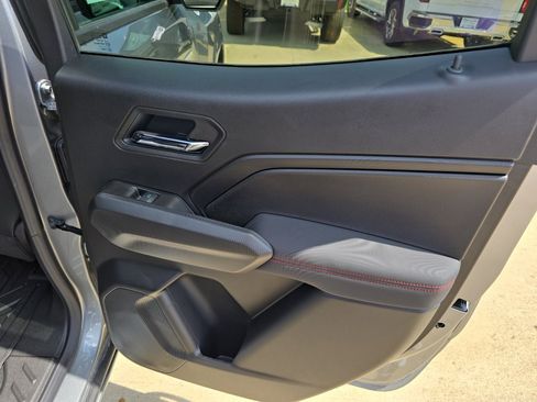 New 2026 Chevrolet Colorado Z71 image 18