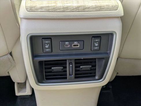 Used 2019 Nissan Murano SL w/ SL Technology Package FWD image 17