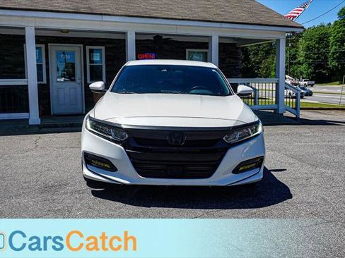 Used 2018 Honda Accord Sport image 11
