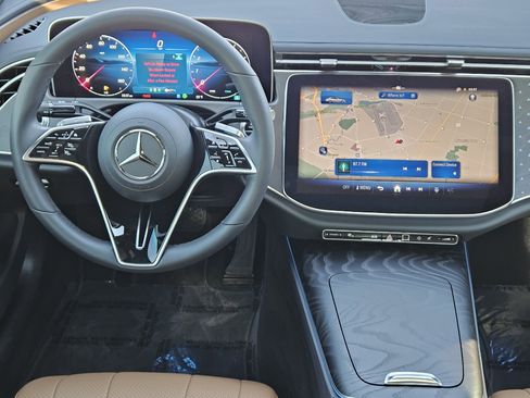 Certified 2025 Mercedes-Benz E 350 Sedan image 27