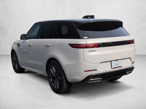 New 2026 Land Rover Range Rover Sport Dynamic SE image 9