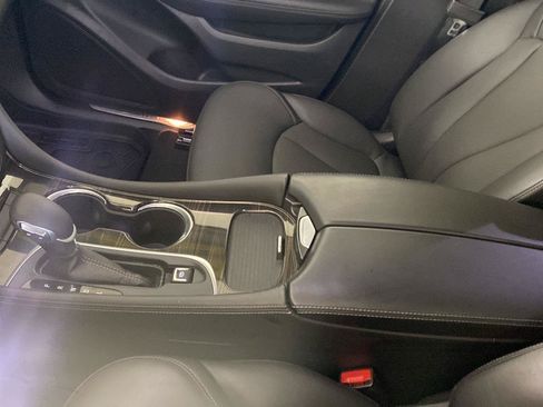 Used 2019 Buick Envision Essence AWD/4WD image 17