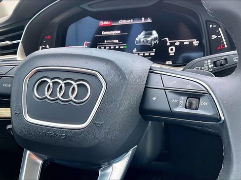 Used 2022 Audi Q7 2.0T Premium w/ Convenience Package AWD/4WD image 26
