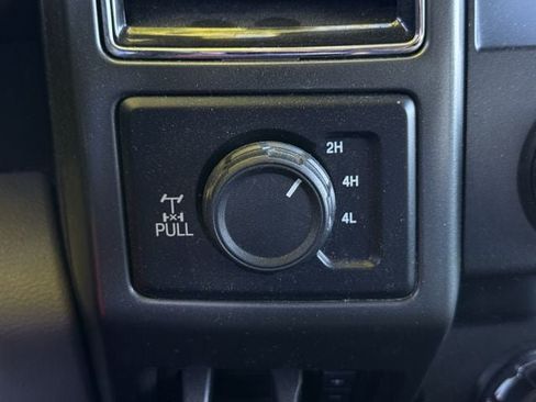 Used 2022 Ford F250 XLT w/ XLT Premium Package AWD/4WD image 14