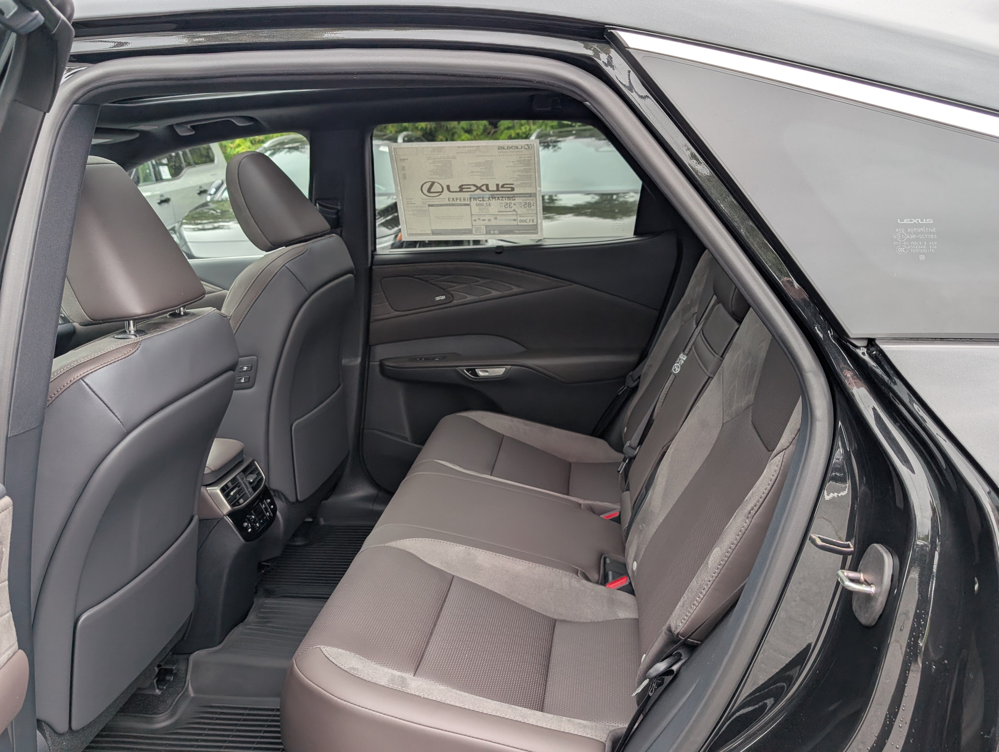 New 2026 Lexus RX 450h AWD w/ Convenience Package image 11