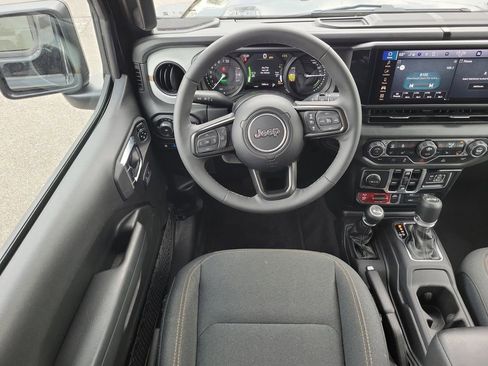 Used 2025 Jeep Wrangler Unlimited Sport S 4xe image 16