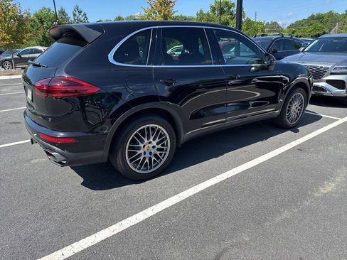 Used 2015 Porsche Cayenne Diesel AWD/4WD image 5
