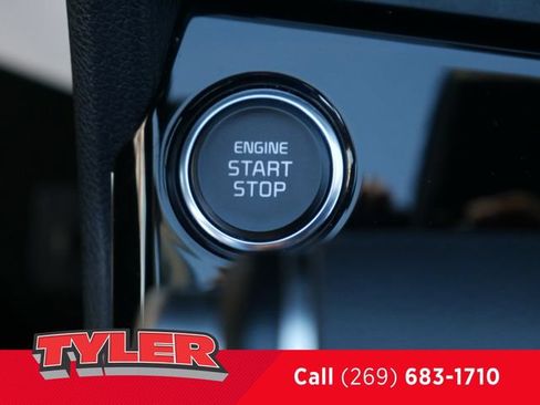 Used 2024 Kia Sportage X-Line w/ X-Line Premium Package AWD/4WD image 29