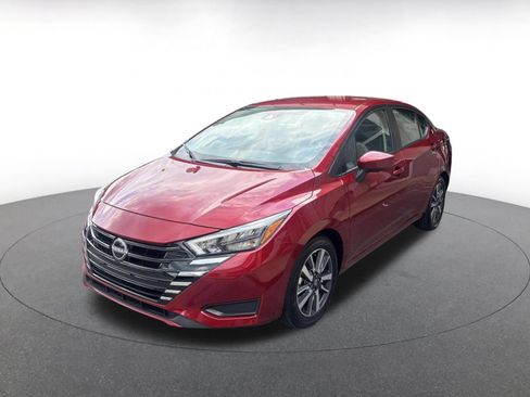 Used 2025 Nissan Versa SV FWD image 7