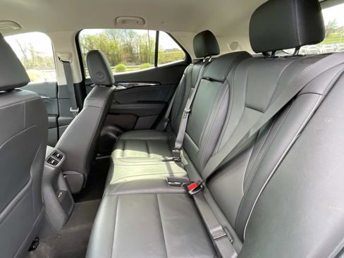 Used 2023 Buick Envision Essence FWD image 12