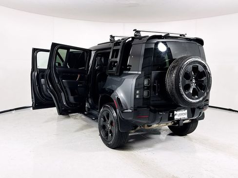 Used 2022 Land Rover Defender 110 X AWD/4WD image 26