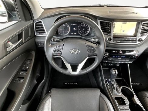 Used 2017 Hyundai Tucson Limited w/ Limited Ultimate Package 03 image 9