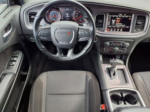 Used 2021 Dodge Charger SXT image 5